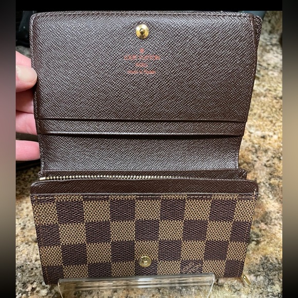 Louis Vuitton Tresor Wallet - Picture 3 of 9